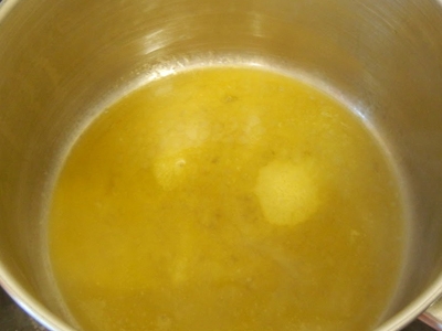 розтоплюємо вершкове масло