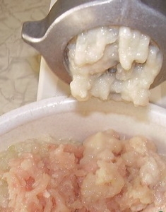 Пропускаємо через м'ясорубку