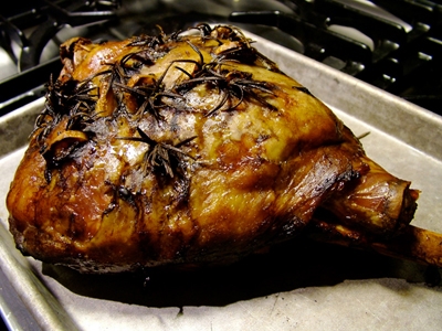 викладаємо баранячу ногу на страву