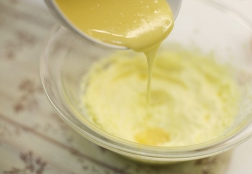 молоко і жовток