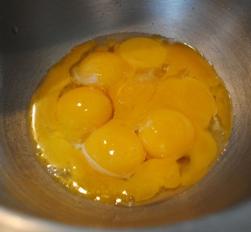 збиваємо яйця