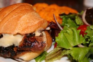 Буженина в рукаві