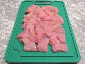 нарізаємо м'ясо