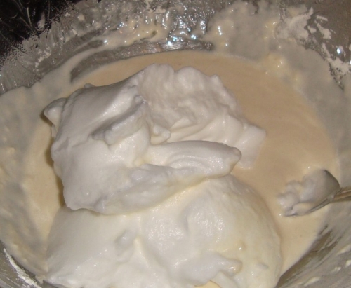 Нагріваємо сковороду.