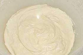 замішуємо рідкувате тісто