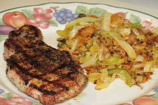 смажена капуста з м'ясом 