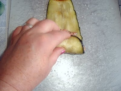 рулет з баклажана