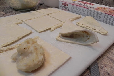 з'єднуємо кути квадратиків по діагоналі