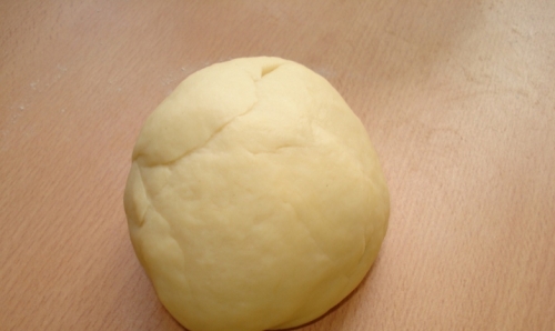 замішуємо тісто