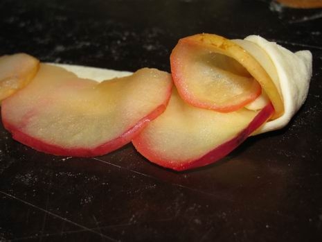 скручуємо троянду