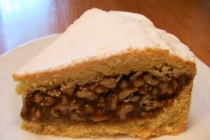 Горіховий пиріг