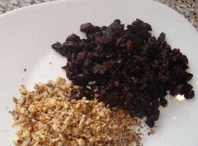 Готуємо горіхи і чорнослив