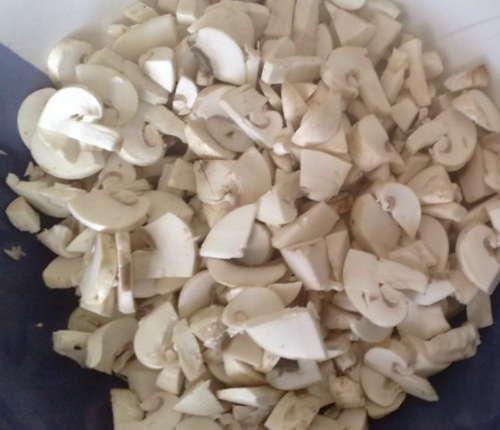 нарізаємо печериці