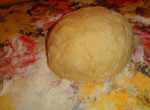 готове тісто для пирога