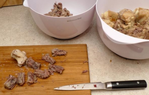 відокремлюємо м'ясо від кістки