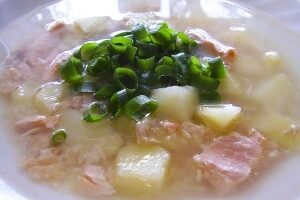 Юшка з горбуші