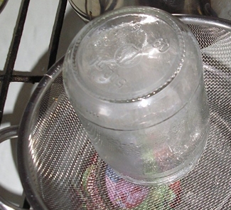 Стерилізуємо банки