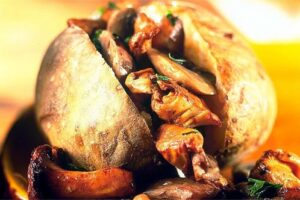 Картопля в мундирі