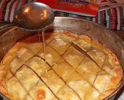 поливаємо медом