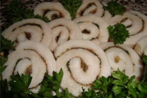 Рулетики з сала