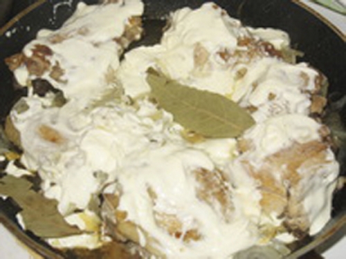 готуємо тушковану курку