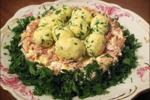 Салат "Гніздо перепілки"