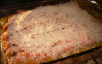 викладаємо шарами лазанью