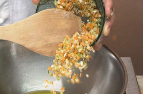 тушкуємо овочі з салом