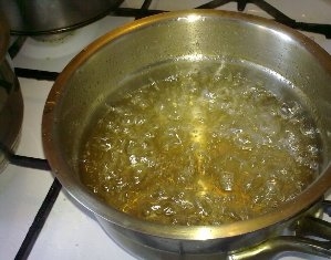 як закипить - відразу знімаємо