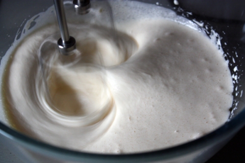 збиваємо яйця