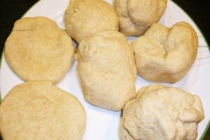 Швидке тісто для піци