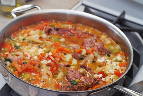 тушкована баранина з овочами