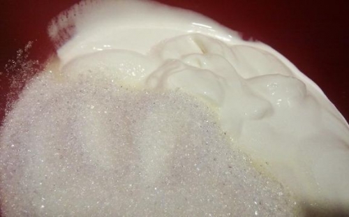 яйця зі сметаною