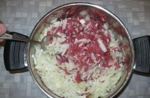 додаємо цибулю