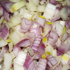 лук кубиком 