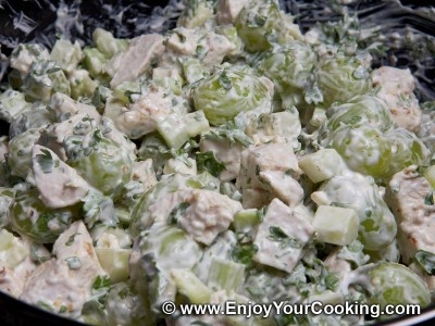 салат в мисці