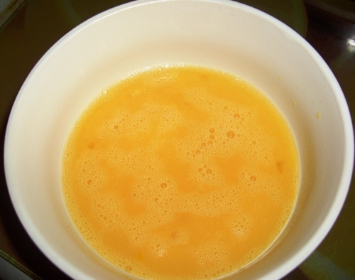 збиваємо яйця