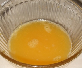 видавлюємо сік апельсина