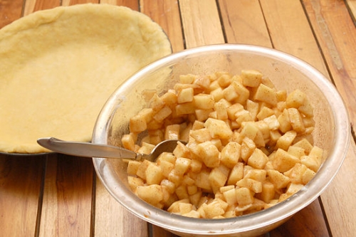 яблука і тісто