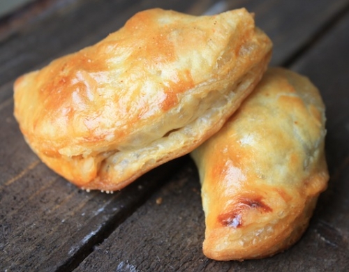 пиріжки з м'ясом з готового тіста