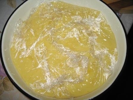 крем з харчовою плівкою