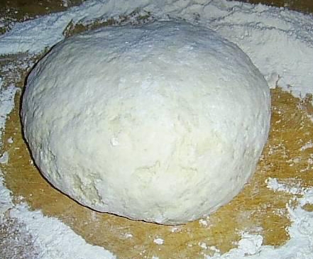 подаємо тісто для біляшів