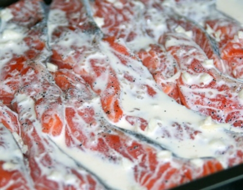 форель під соусом