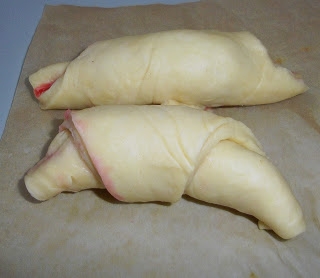 викладаємо на деко рогалики