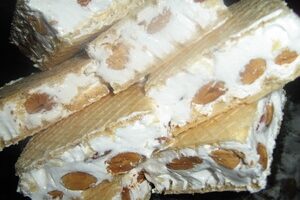 Нуга з мигдалем